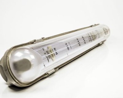 VODOTIJESNA LAMPA ZA LED CIJEV T8 1*120CM IP65